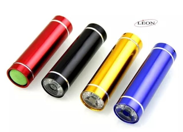 Linterna De Mano De Led Leon